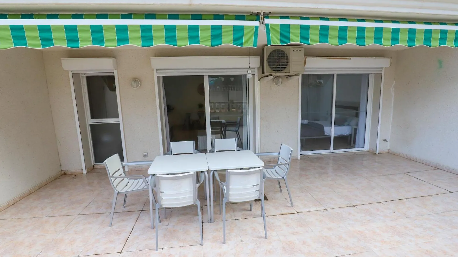 Differentflats Living Park Mexico Apartment Salou 0*,  Spain